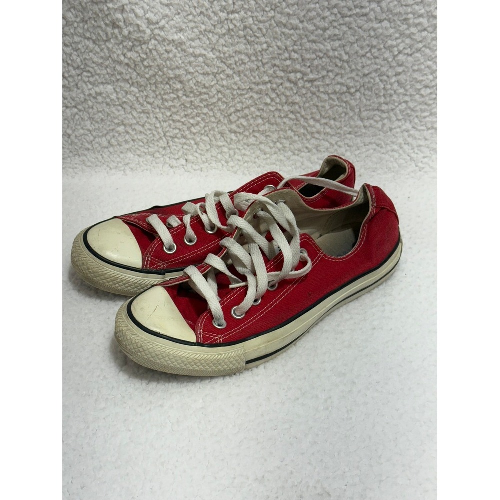 Converse All Star Chuck Taylor Red Low Top Sneakers Shoes Women's Size 8‎